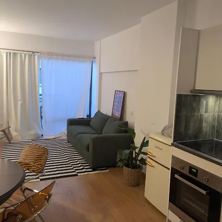 House With Pool Apartment *