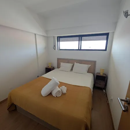 Apartment House With Pool Costa da Caparica