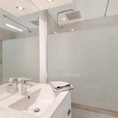 Gallarija Caparica كوستا دا كاباريكا