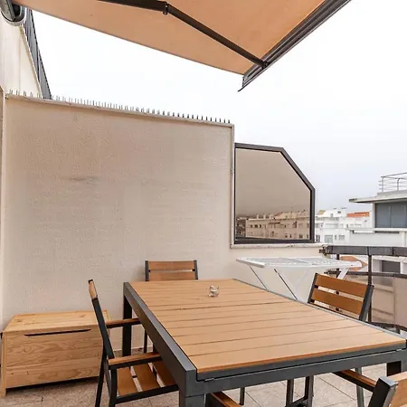 Gallarija Caparica * كوستا دا كاباريكا